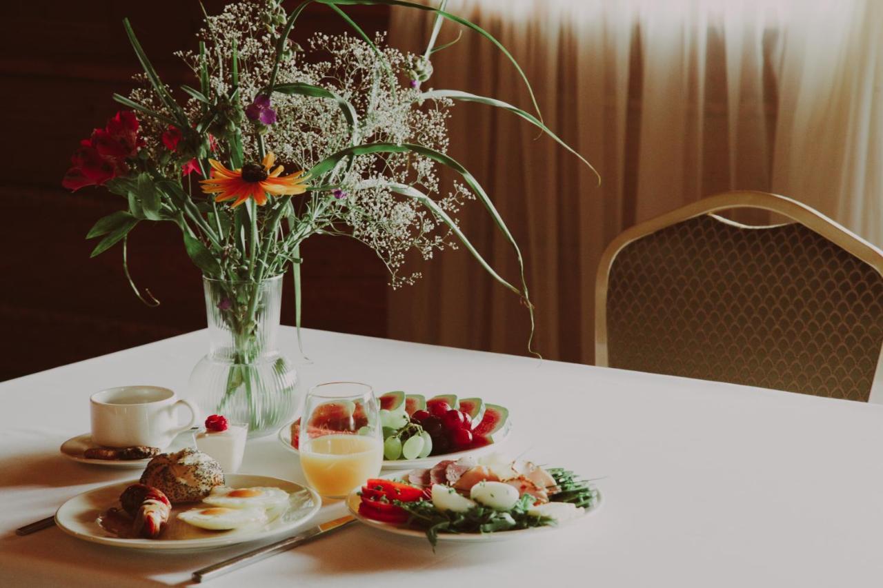 Hotel Bajka & 3*