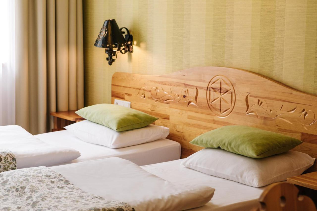 Hotel Bajka & Grodziec (Opole)